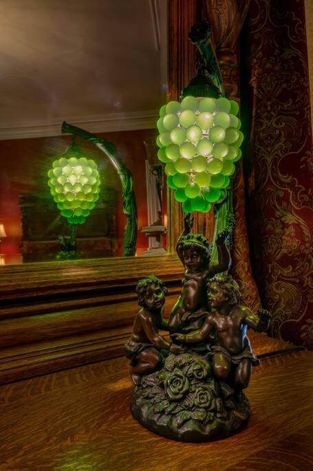 Merry Mansion East Dubuque Ngoại thất bức ảnh